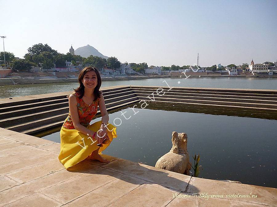 священное озеро в Пушкар, Индия