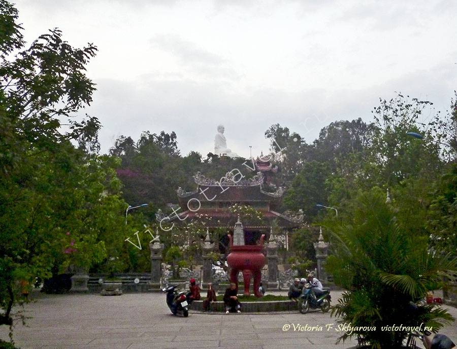 Пагода Лоншон, НяЧанг, Вьетнам