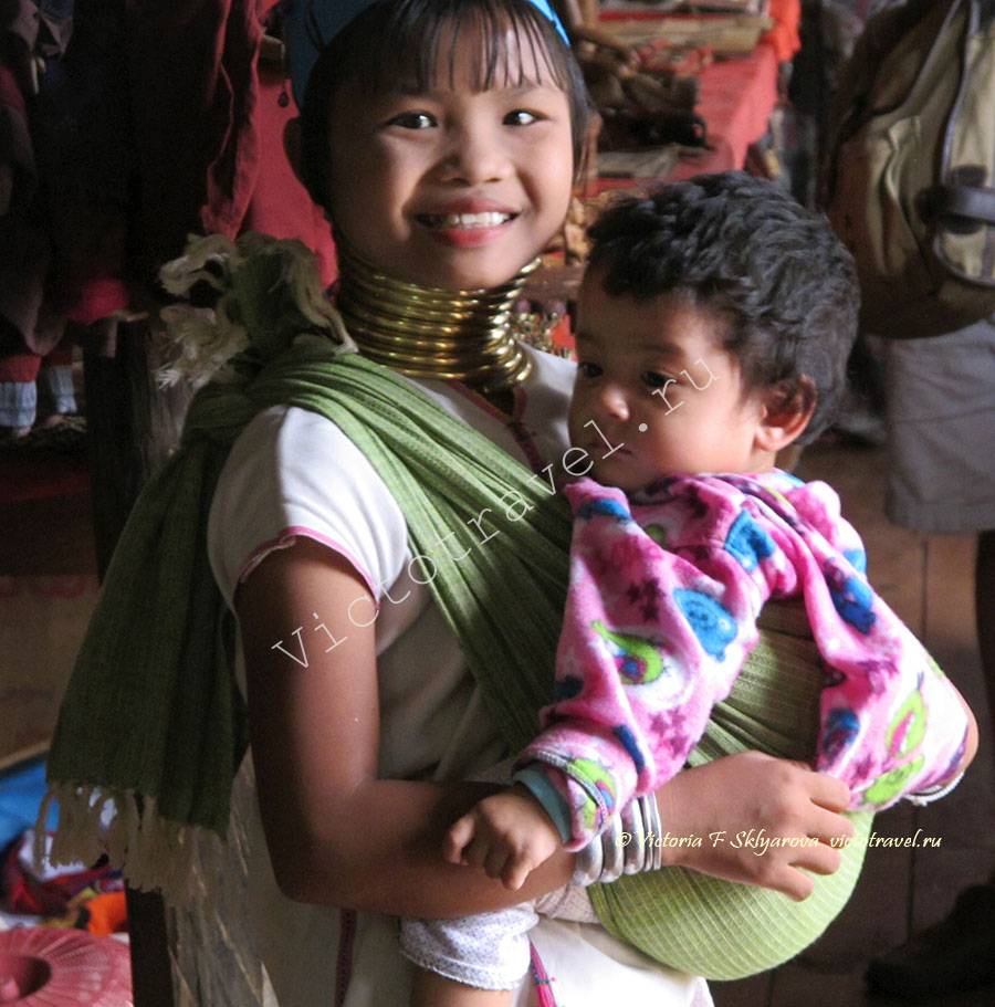 девочка с кольцами на шее, озеро Инле, Мьянма