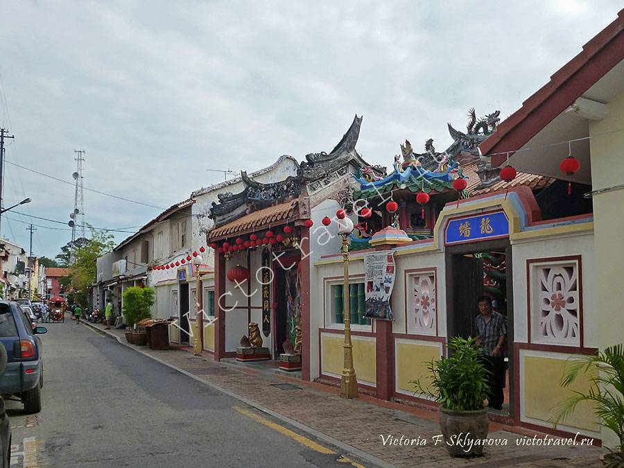 маленький храм в китайском квартале, Малакка, Малайзия