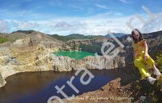 кратерные озера вулкана Келимуту в Индонезии